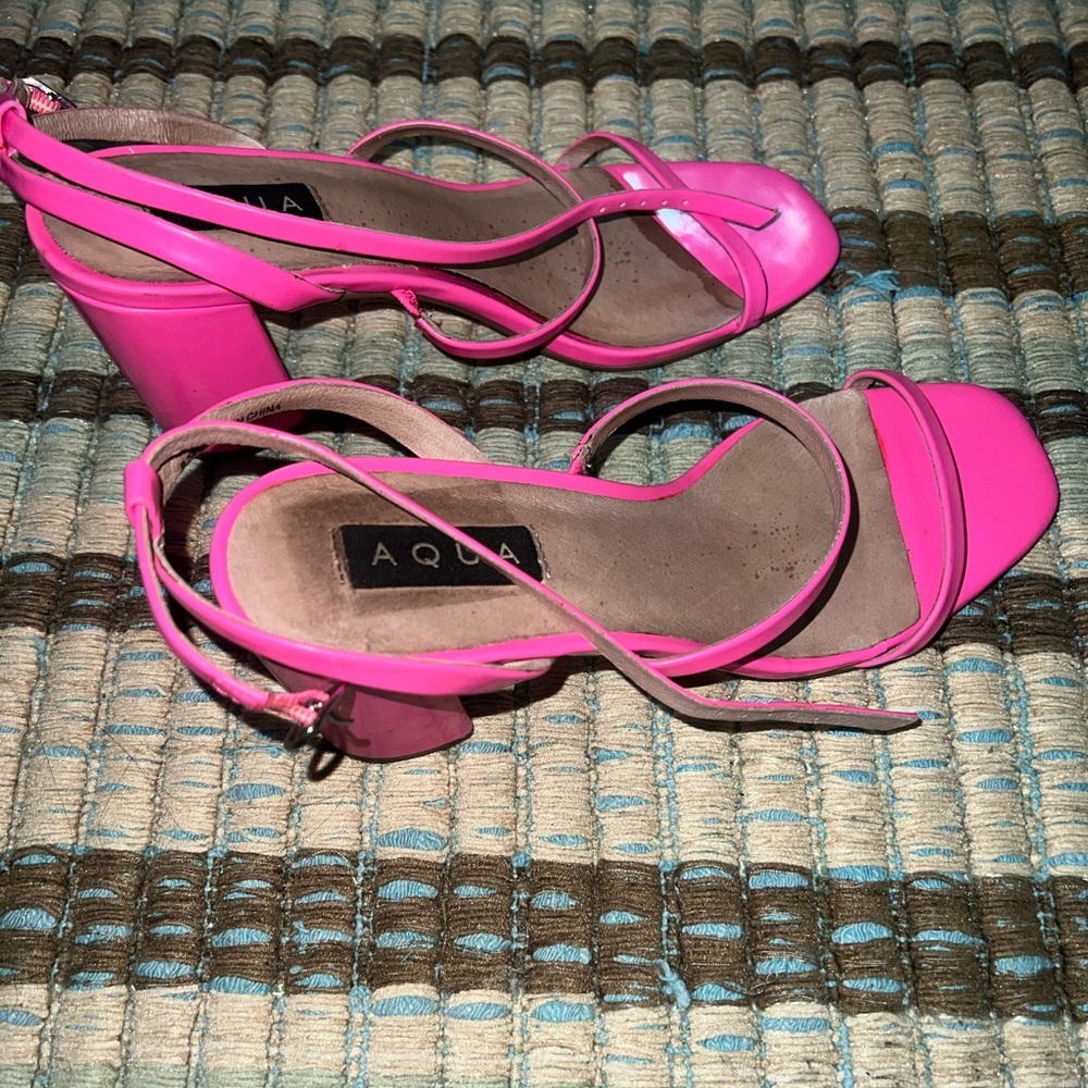 Aqua Women's Barbie Pink Sandals - Picture 4 of 6